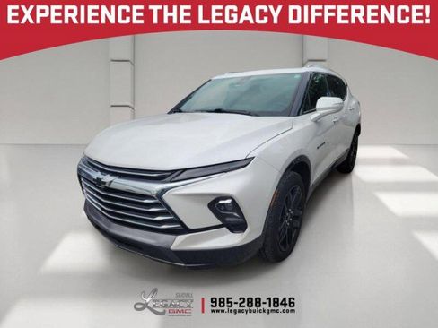 Used 2023 Chevrolet Blazer Premier w/ Driver Confidence II Package FWD image 1