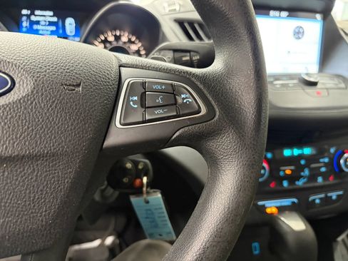 Used 2017 Ford Escape SE w/ Equipment Group 201A AWD/4WD image 34
