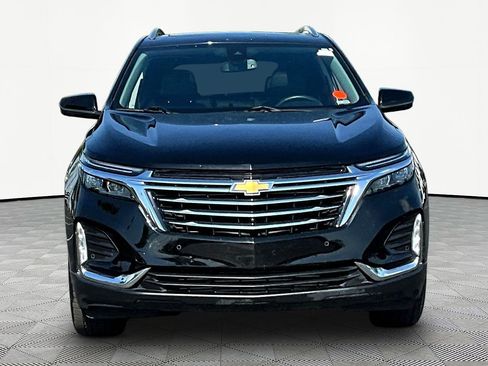 Used 2023 Chevrolet Equinox Premier image 2
