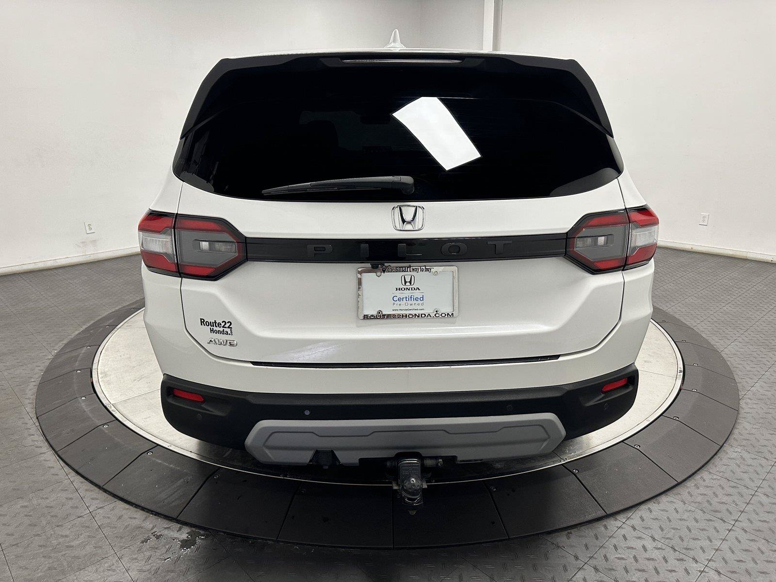 Certified 2025 Honda Pilot EX-L image 11