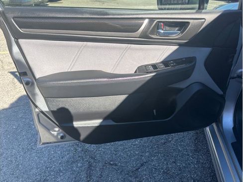 Used 2018 Subaru Legacy 2.5i Sport image 11