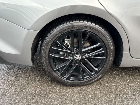 Used 2025 Toyota Camry XSE image 7