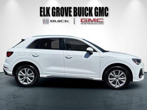 Used 2024 Audi Q3 2.0T Premium AWD/4WD image 3