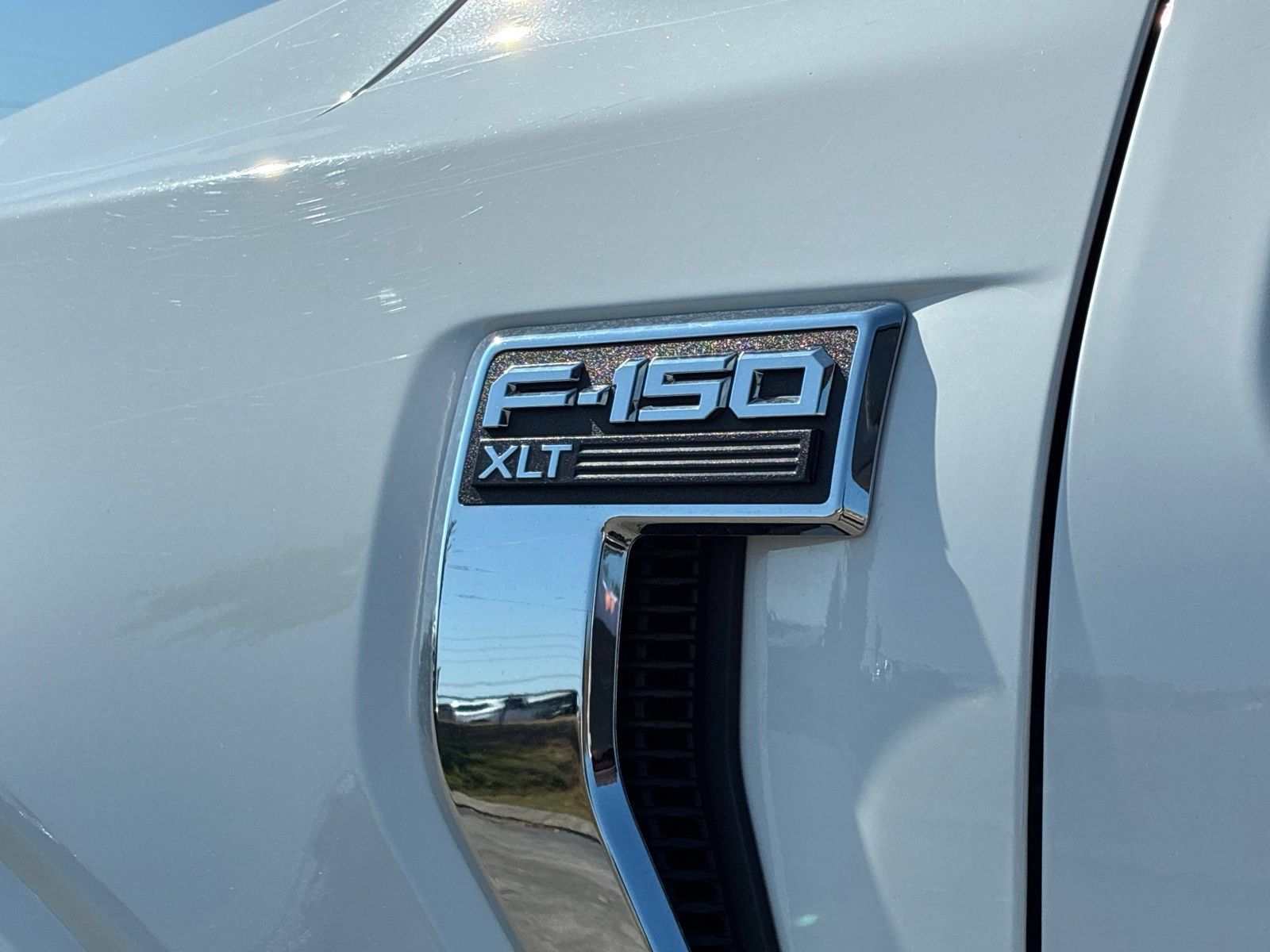Used 2025 Ford F150 XLT w/ Equipment Group 301A Standard AWD/4WD image 5