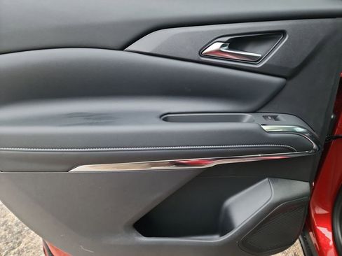 New 2026 Chevrolet Traverse LT w/ Sun and Wheel Package image 36