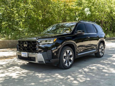 Used 2026 Honda Pilot Elite image 5