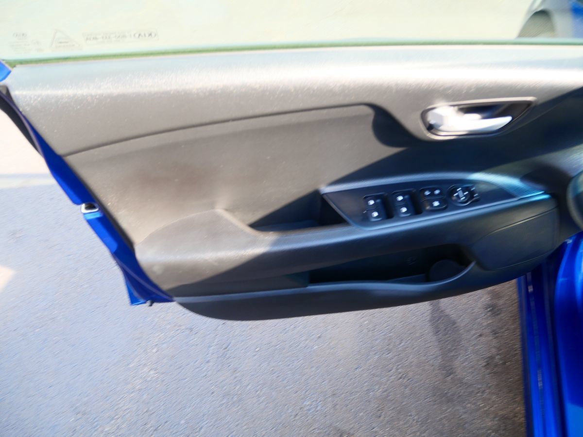 Used 2019 Kia Rio S w/ Technology Package FWD image 15