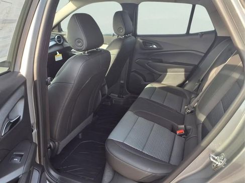 New 2026 Chevrolet Trax LT image 21