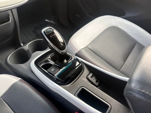 Used 2017 Chevrolet Bolt Premier w/ Driver Confidence II Package image 23