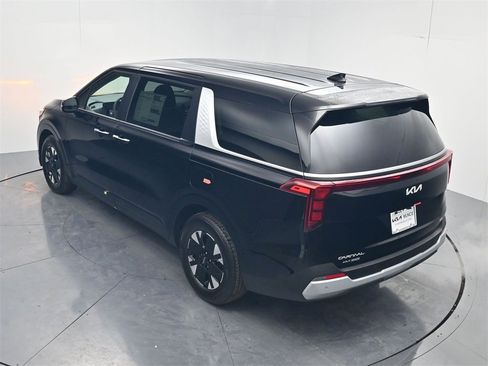New 2026 Kia Carnival LXS image 47