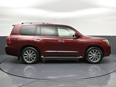 Used 2011 Lexus LX 570 4WD image 34