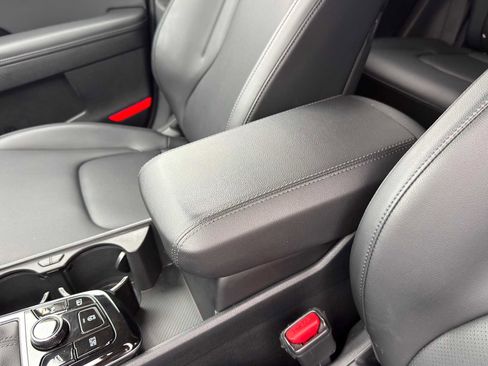Certified 2024 Kia Sportage EX FWD image 10