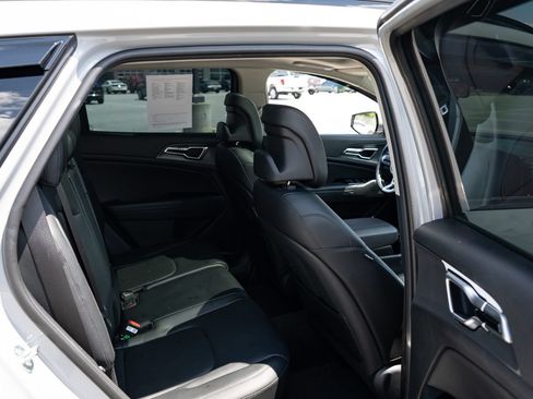 Used 2025 Kia Sportage SX FWD image 21