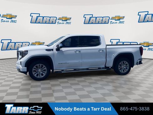 Used 2023 GMC Sierra 1500 Denali w/ Technology Package AWD/4WD image 5