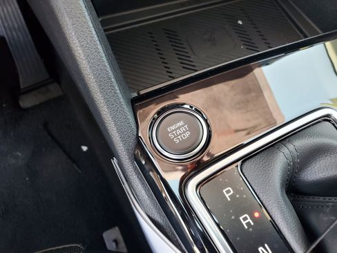 New 2025 Kia Sportage SX AWD/4WD image 30