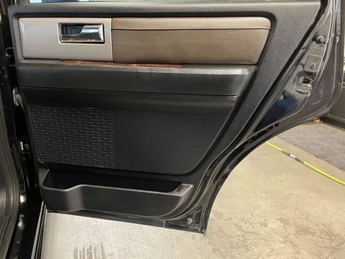 Used 2016 Ford Expedition King Ranch image 23