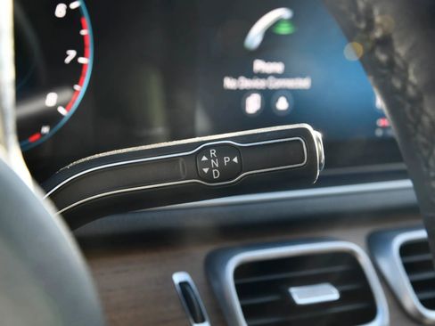 Used 2022 Mercedes-Benz GLE 350 4MATIC image 18