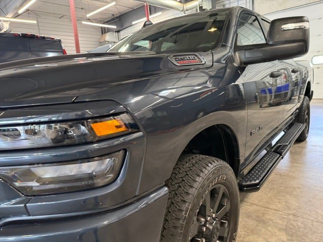 Certified 2025 RAM 2500 Big Horn AWD/4WD image 40