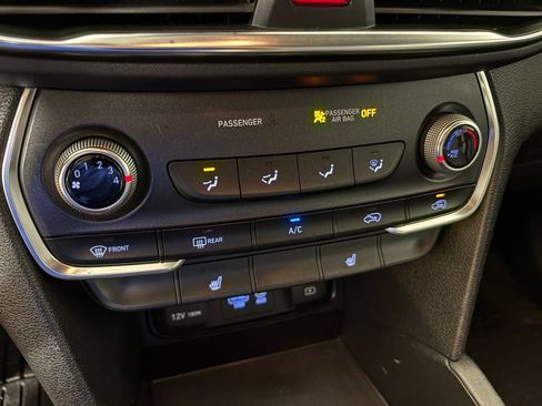 Used 2020 Hyundai Santa Fe SEL FWD image 24