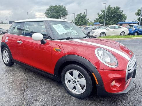 Used 2014 MINI Cooper 2-Door Hardtop FWD image 2