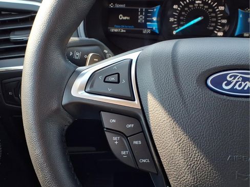 Used 2022 Ford Edge Titanium w/ Class II Trailer Tow Package image 20