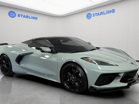 Used 2024 Chevrolet Corvette Stingray Convertible w/ Z51 Performance Package RWD image 20