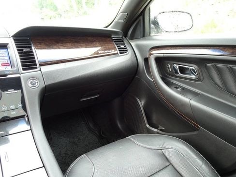Used 2016 Ford Taurus Limited w/ Driver Assist Package AWD/4WD image 20