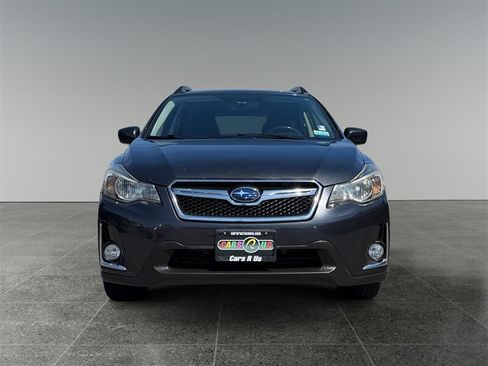 Used 2017 Subaru Crosstrek 2.0i Premium AWD/4WD image 8