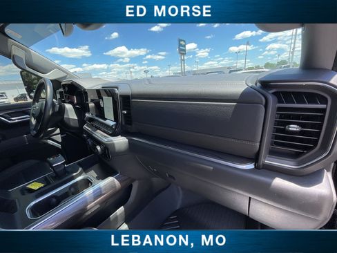 Certified 2024 Chevrolet Silverado 1500 LTZ AWD/4WD image 28