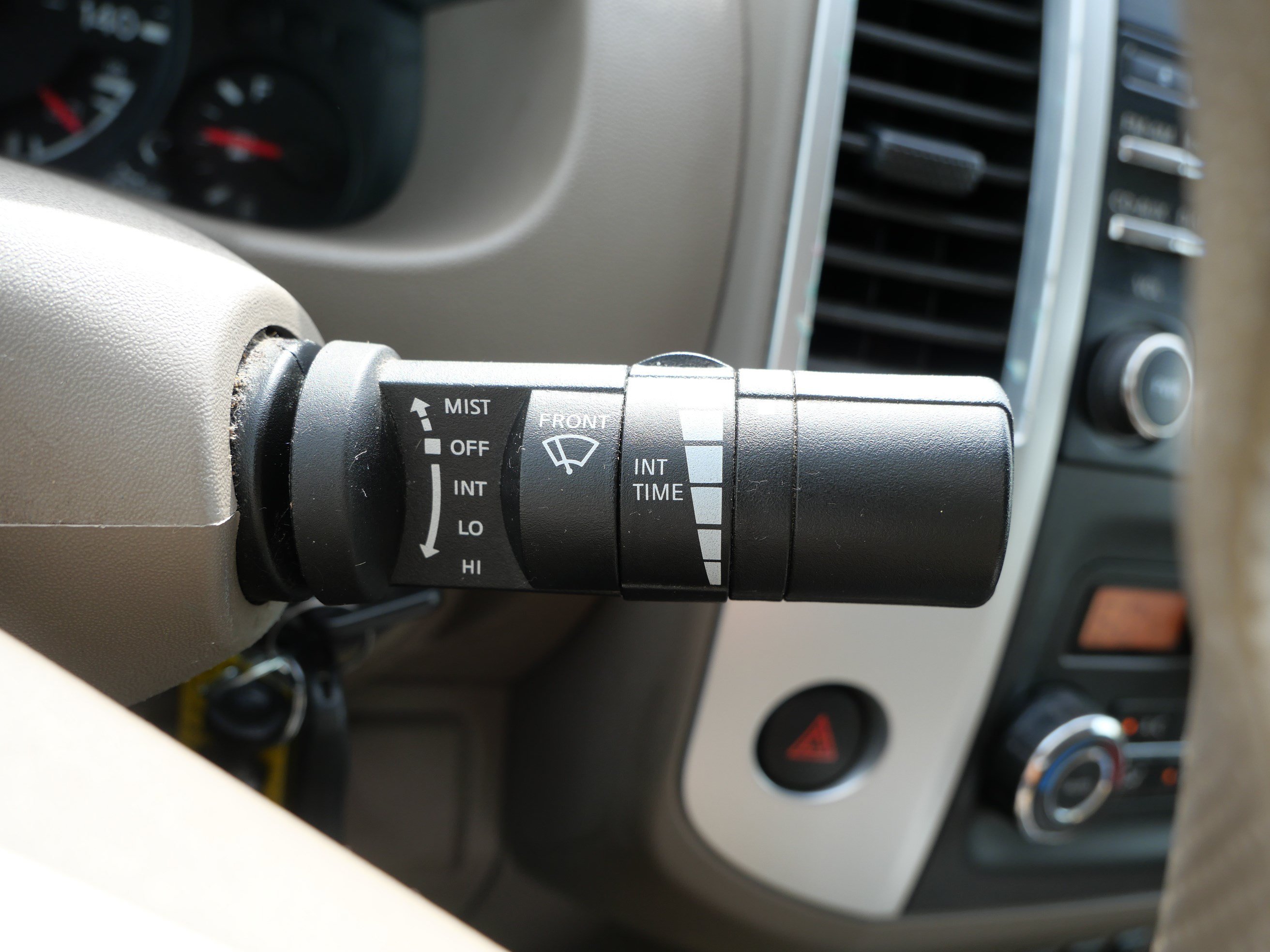 Used 2014 Nissan Frontier SV w/ SV Value Truck Package AWD/4WD image 31