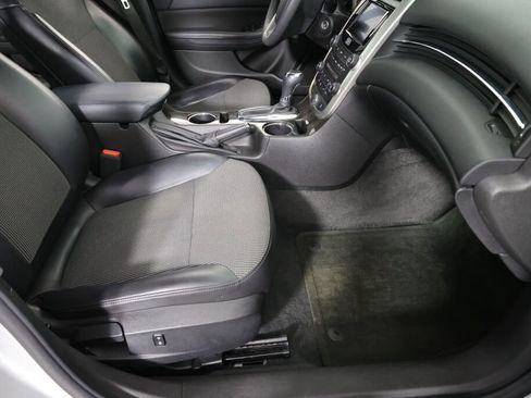 Used 2015 Chevrolet Malibu LT FWD image 26