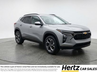 Used 2025 Chevrolet Trax LT w/ LT Convenience Package