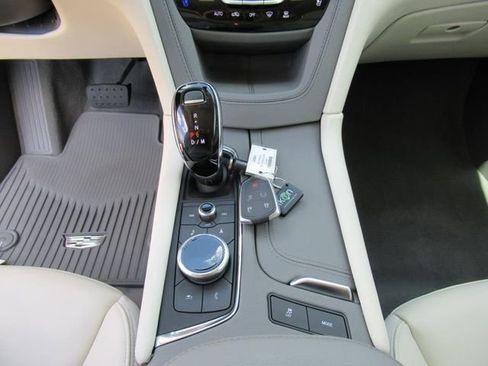 New 2025 Cadillac XT6 Premium Luxury w/ Technology Package image 20