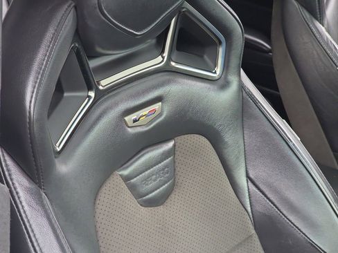 Used 2017 Cadillac CTS V w/ Luxury Package RWD image 21