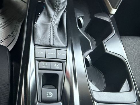 Certified 2025 Toyota Camry LE image 17