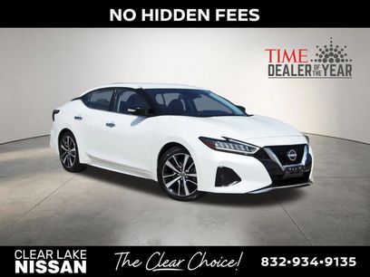 Used 2023 Nissan Maxima SV w/ Floor Mat Group