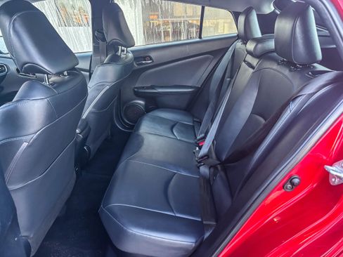 Used 2016 Toyota Prius Four Touring image 21