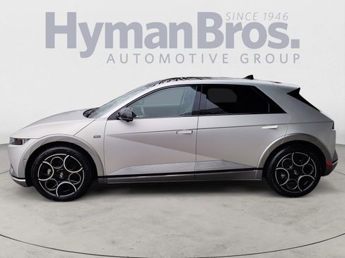 Used 2024 Hyundai Ioniq 5 Limited image 6
