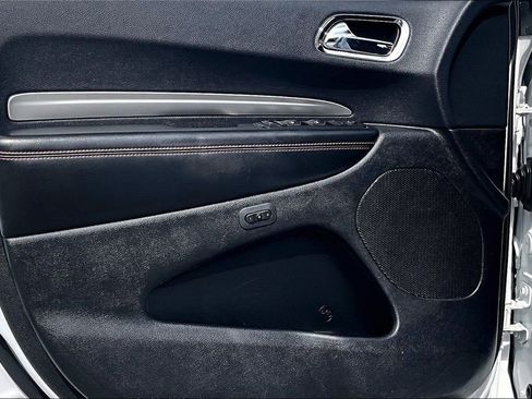 Used 2015 Dodge Durango R/T w/ Blacktop Package image 19