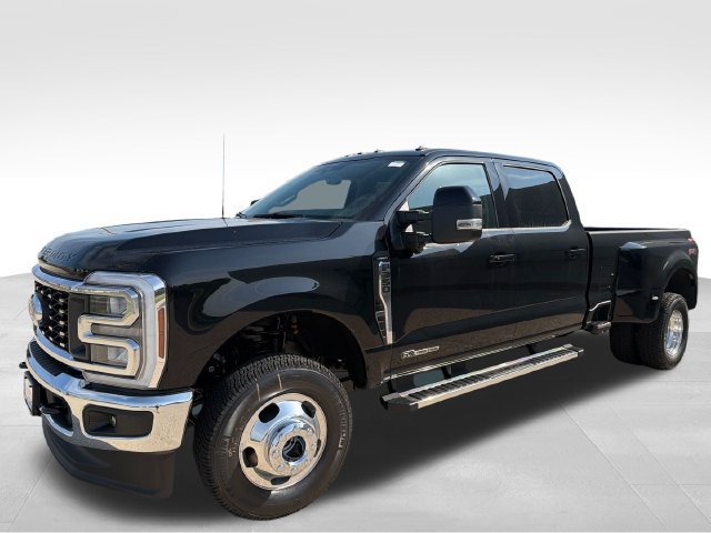 New 2026 Ford F350 Lariat AWD/4WD image 3