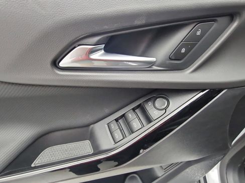 New 2026 Chevrolet Equinox LT w/ Convenience Package II image 14