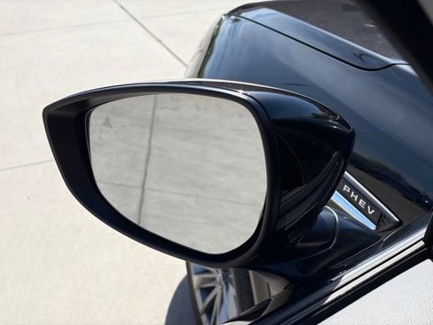 Used 2024 MAZDA CX-90 Plug-In Hybrid w/ Preferred image 8