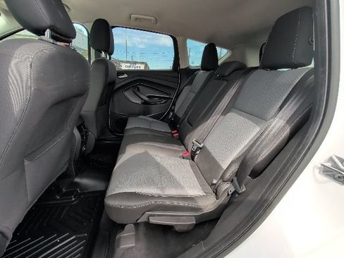 Used 2019 Ford Escape SE FWD image 5
