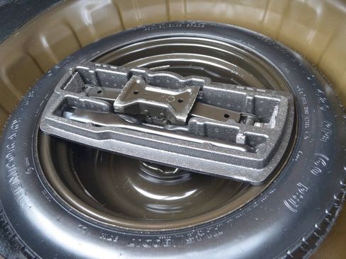 Used 2016 Nissan Maxima 3.5 S image 46