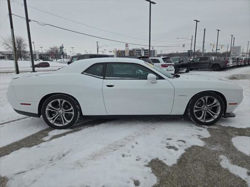 Certified 2021 Dodge Challenger R/T image 9