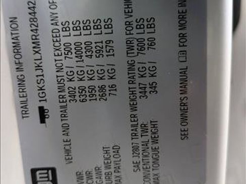 Used 2021 GMC Yukon XL Denali image 16