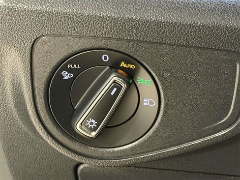 Used 2023 Volkswagen Atlas SEL R-Line image 23