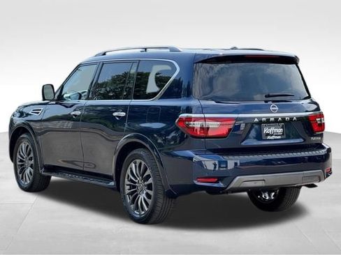 Used 2024 Nissan Armada Platinum AWD/4WD image 5