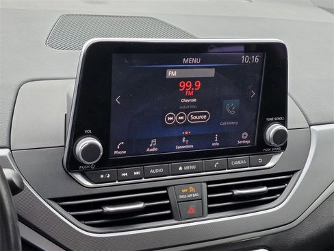 Used 2023 Nissan Altima 2.5 SR image 14