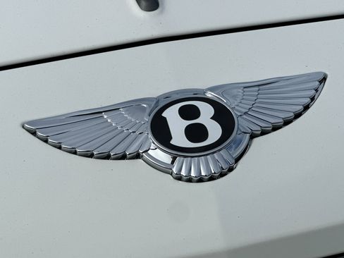 New 2025 Bentley Flying Spur Plug-In Hybrid image 31